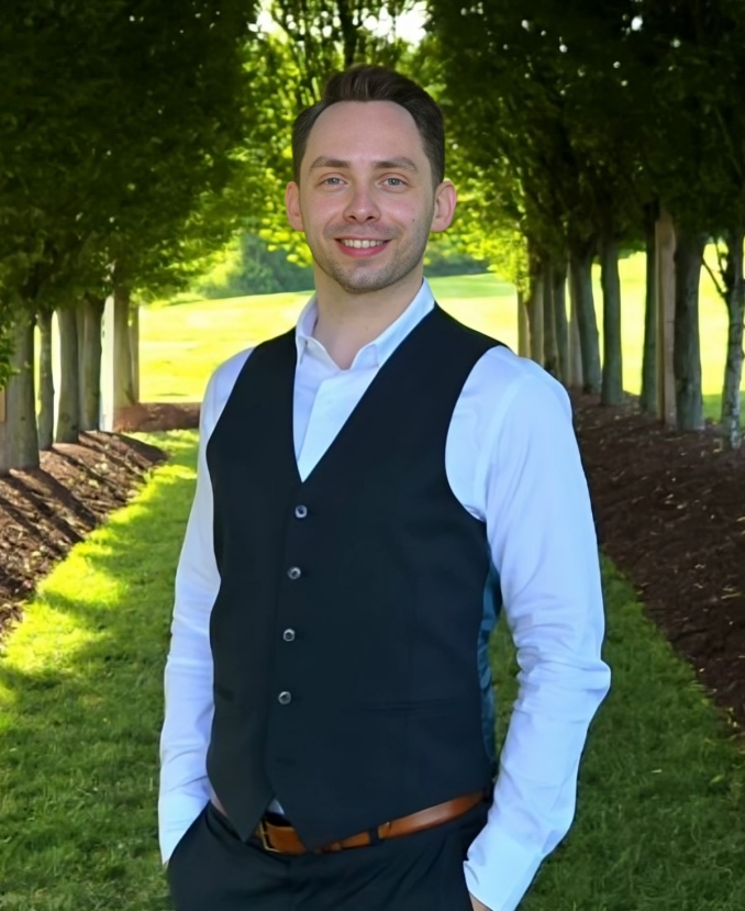 Alex Hapeyeu, Founder and CEO, Income Pilot